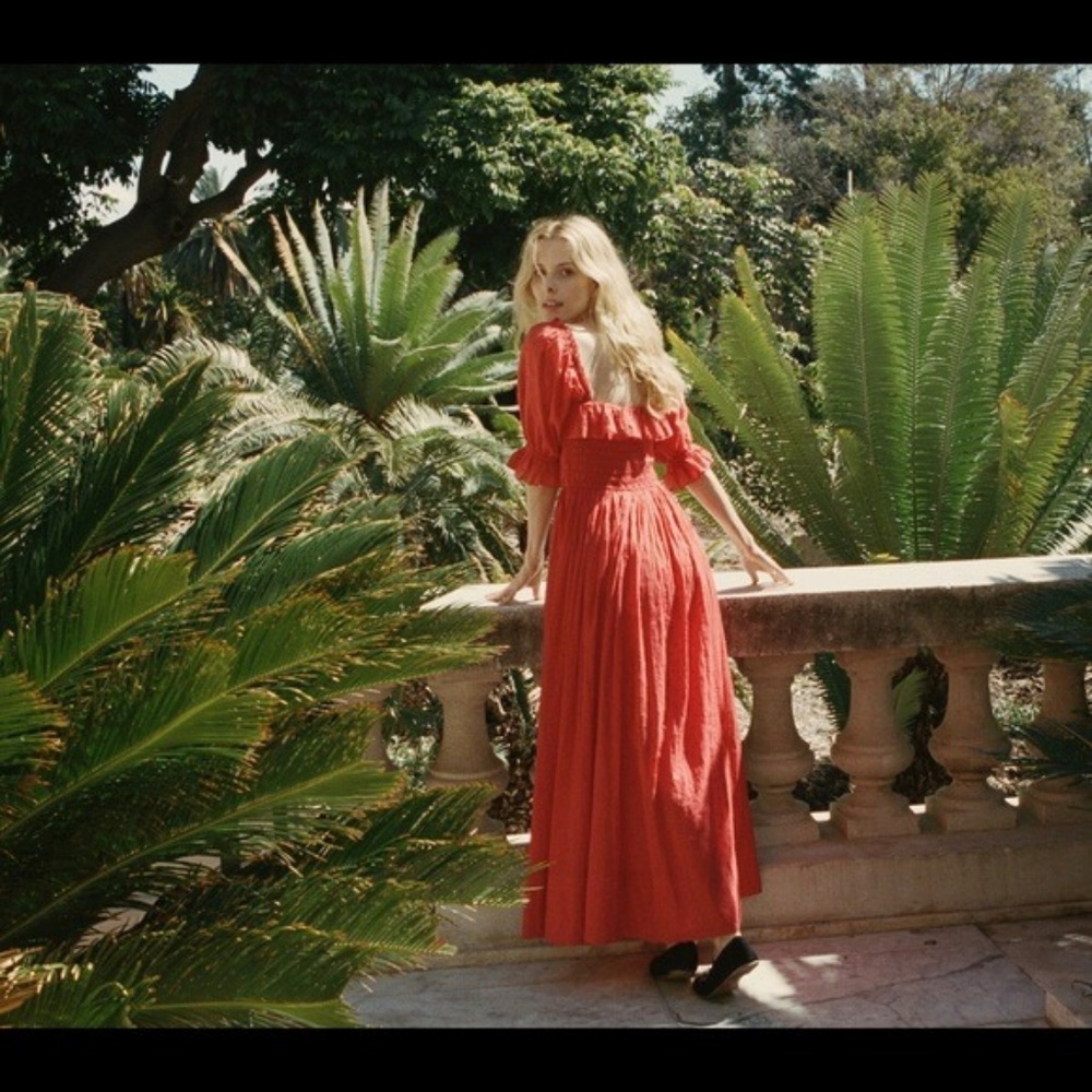 ISO Doen Sol Dress ~RED~